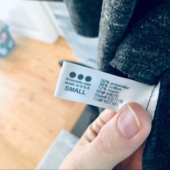 OLD NAVY SWEATER COAT SIZE SMALL - Picture 3 of 4